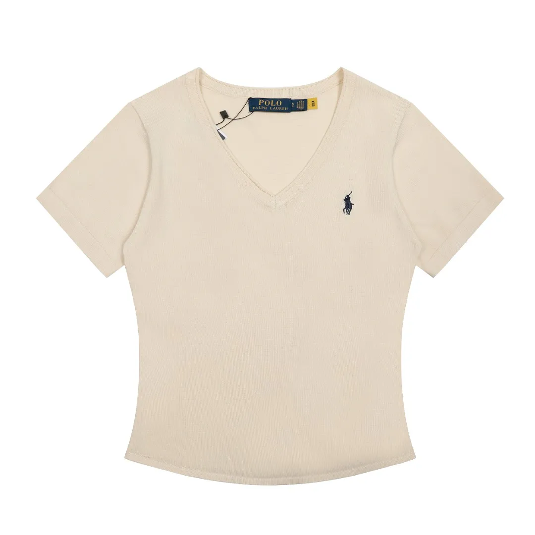 P146 💰 "Top quality" Style number: DS079# (not off the shelves all year round) [Ralph Lauren classic pony embroidery V-neck goddess style summer knitted short sleeves] ✅Ralph Lauren Ralph Lauren's popular and versatile women's V-neck ice silk knit ✅Main supply platform live broadcast Wholesale entities Replenish when out of stock Not off the shelves ✅ZP quality 1:1 version Scan the code to enter the GF website Z cabinet quality ✅Comfortable, soft and highly breathable Focusing on high-end, cost-effective and good quality, needless to say. ✅Restore the original version. Loose, comfortable and stress-free. ✅Wear for work and life. Suitable for various occasions. Must-have recommended model for goddesses. Size: S-XL. Color: Black, White, Gray, Navy Blue, Pink Mi Xing.